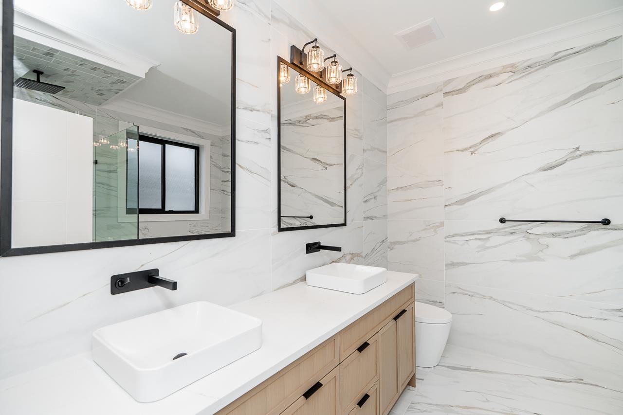 19730 33a Avenue, Langley, British Columbia  V3A 0N9 - Photo 10 - R3076690