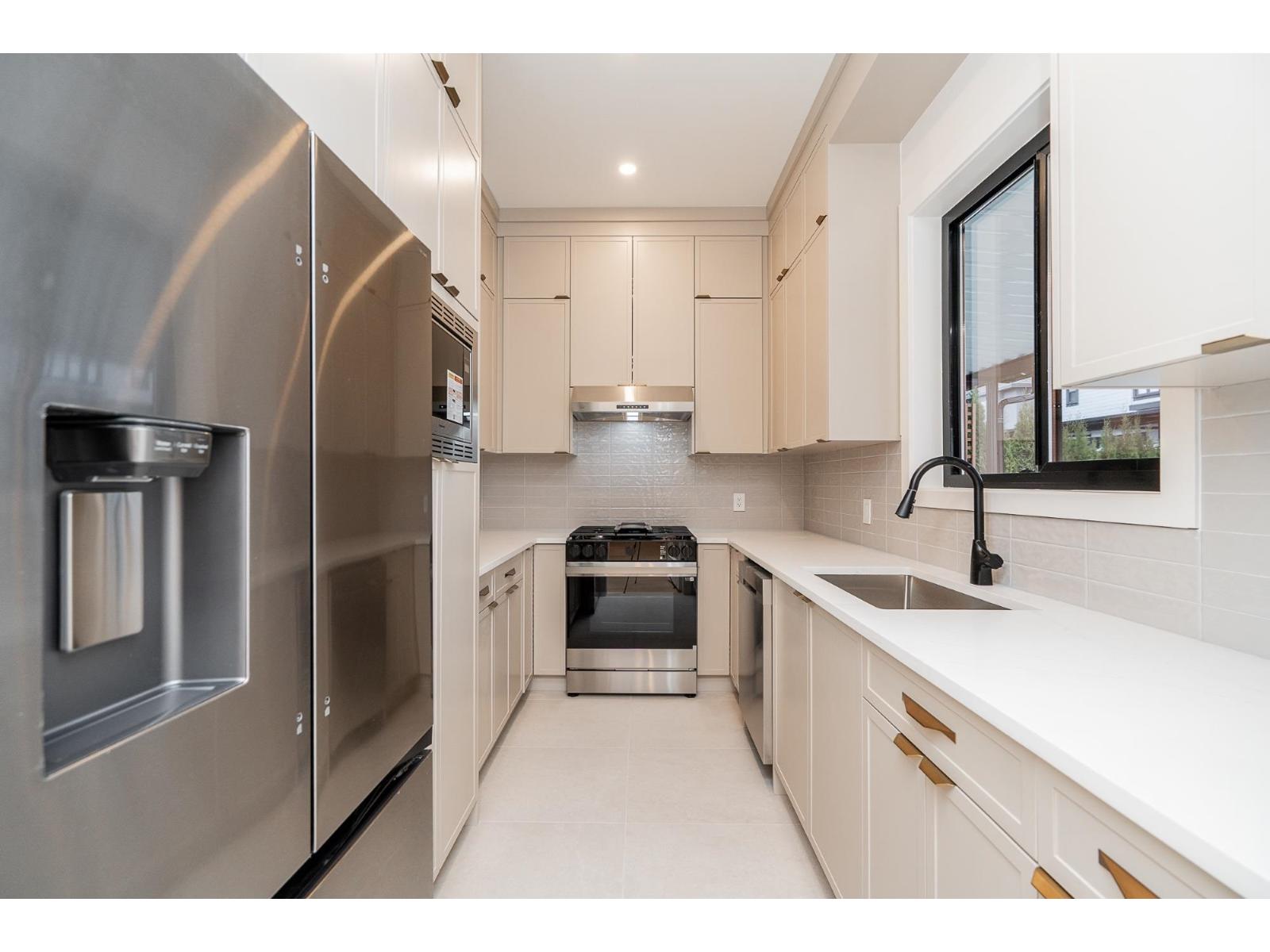 19730 33a Avenue, Langley, British Columbia  V3A 0N9 - Photo 8 - R3076690