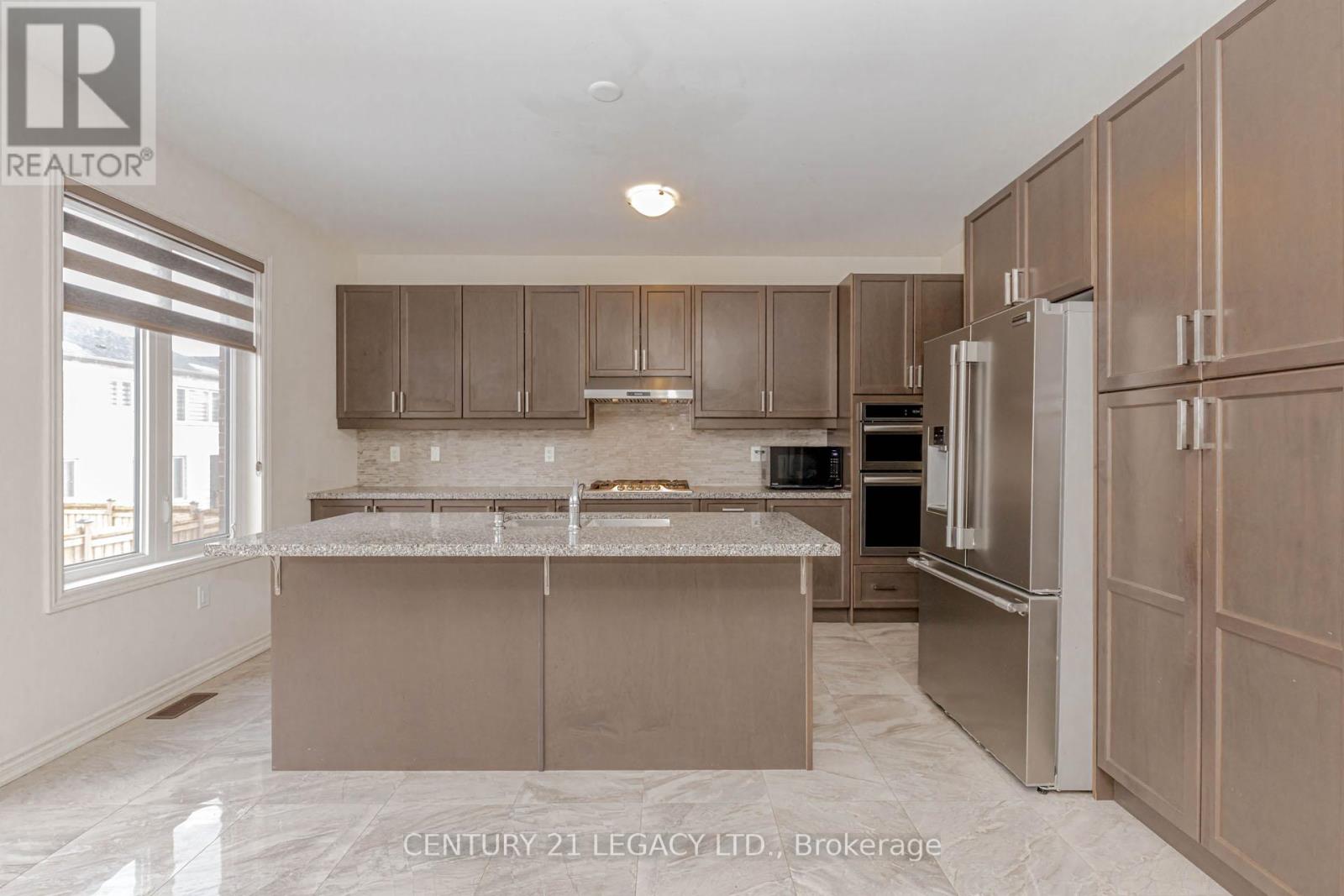 1271 Plymouth Drive, Oshawa, Ontario  L1L 0T9 - Photo 11 - E12684258