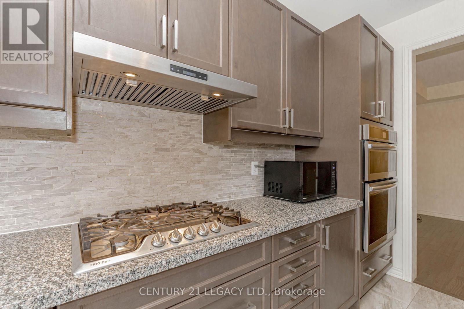 1271 Plymouth Drive, Oshawa, Ontario  L1L 0T9 - Photo 16 - E12684258