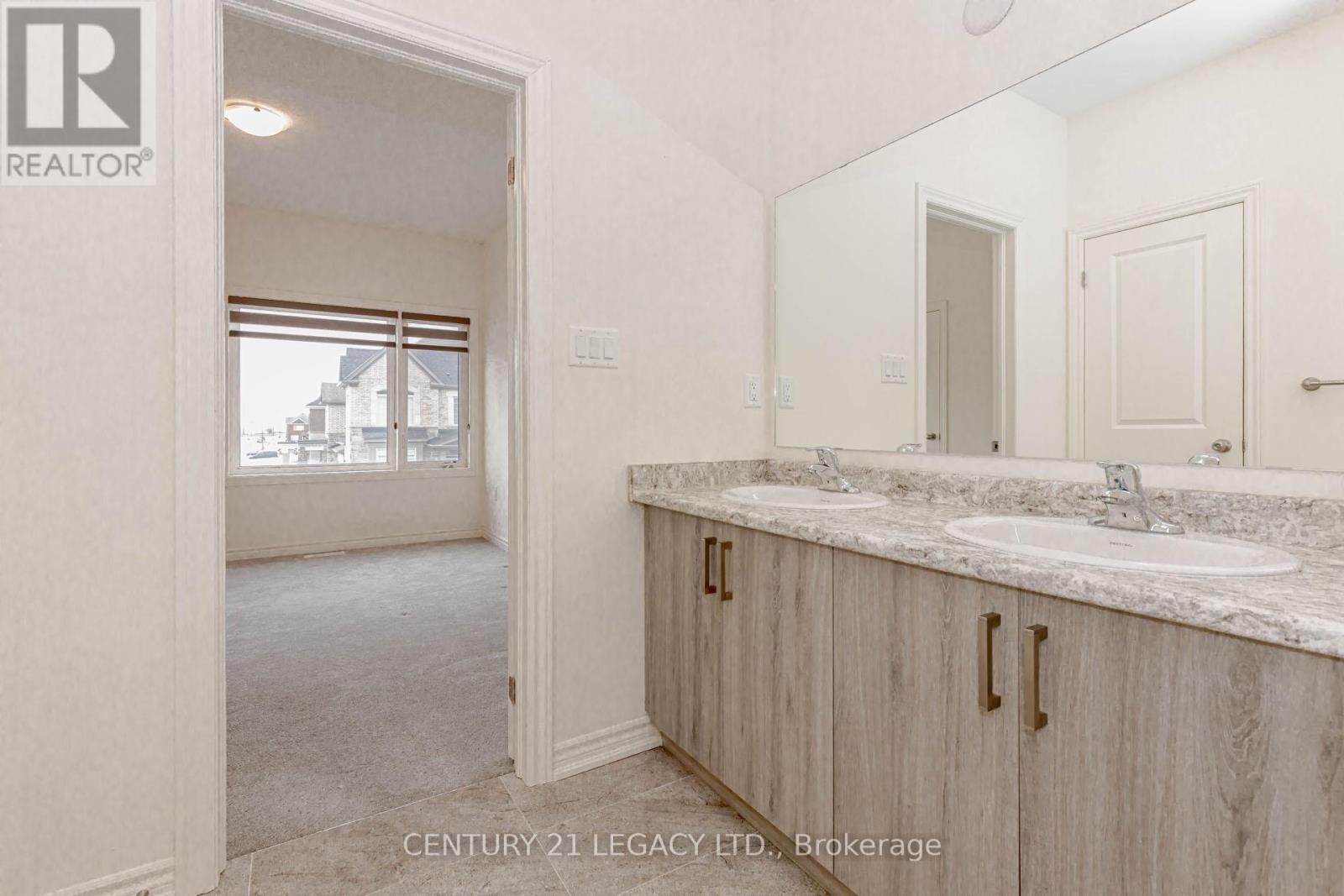 1271 Plymouth Drive, Oshawa, Ontario  L1L 0T9 - Photo 28 - E12684258