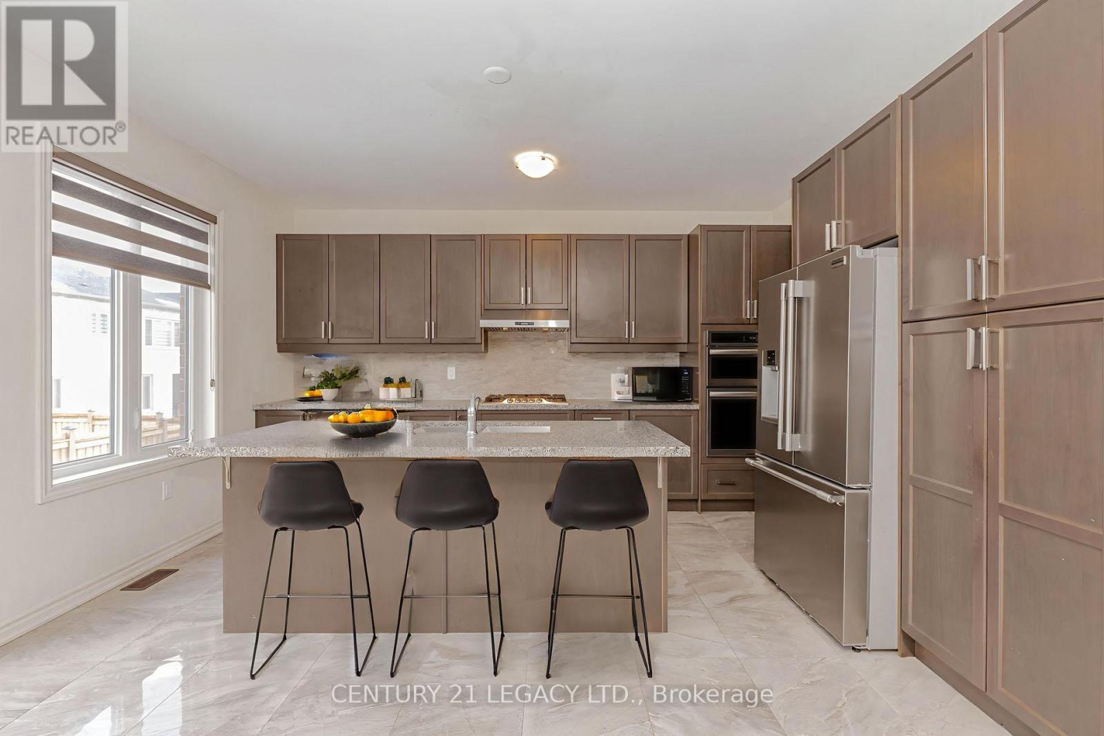 1271 Plymouth Drive, Oshawa, Ontario  L1L 0T9 - Photo 9 - E12684258