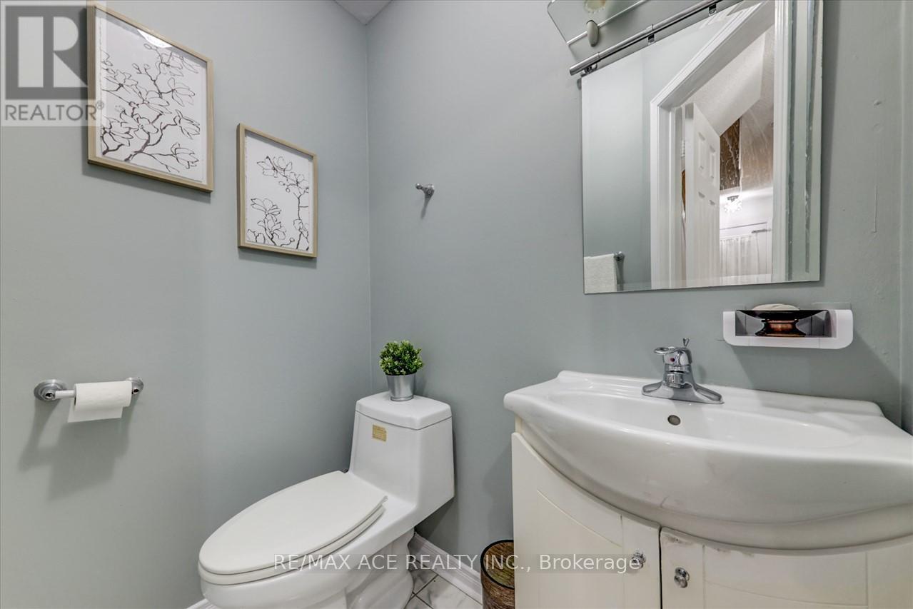 111 Laird Drive, Markham, Ontario  L3S 3N6 - Photo 15 - N12684266