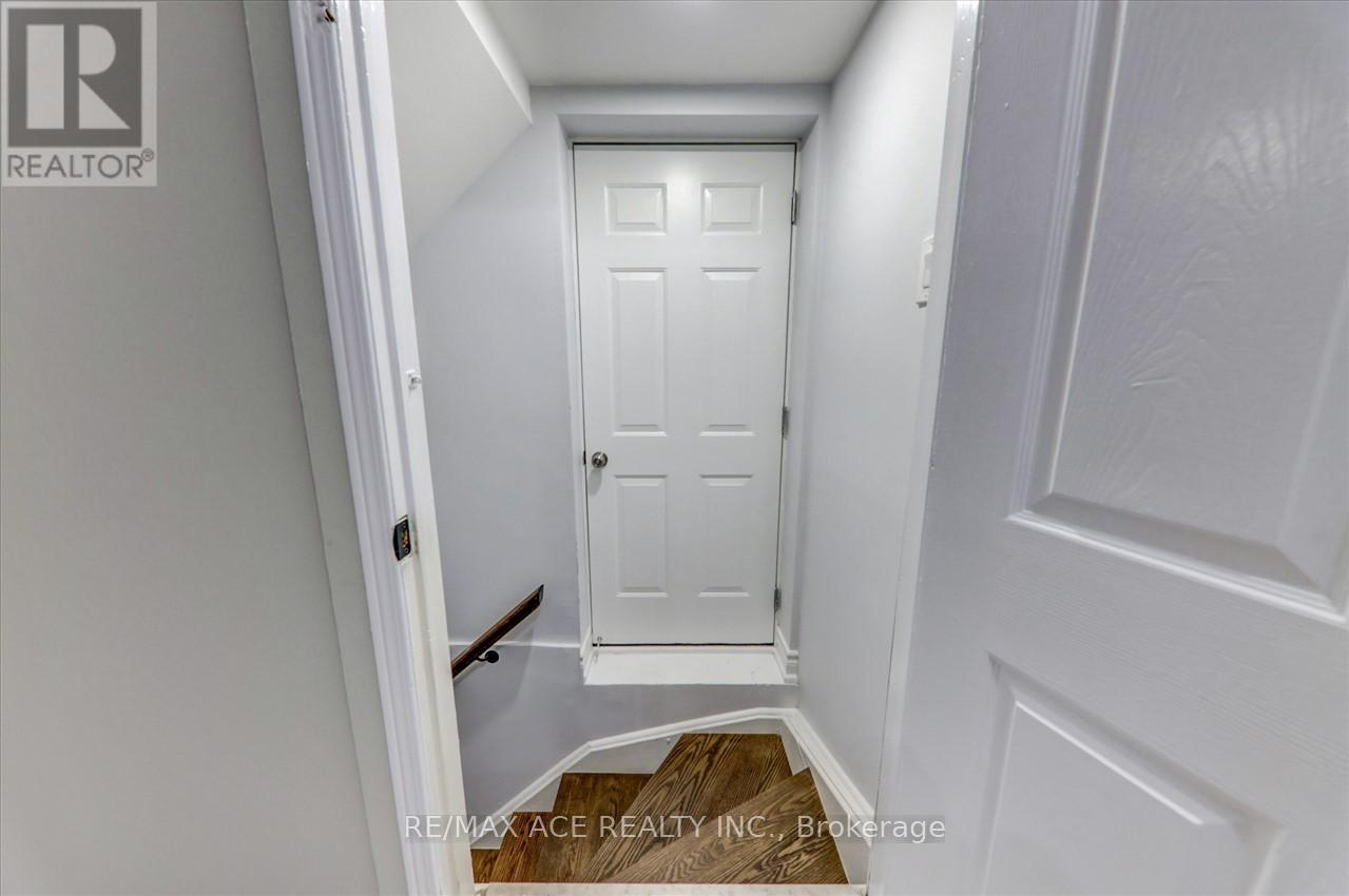 111 Laird Drive, Markham, Ontario  L3S 3N6 - Photo 26 - N12684266