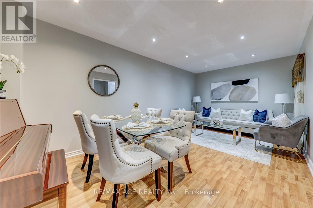 111 Laird Drive, Markham, Ontario  L3S 3N6 - Photo 8 - N12684266