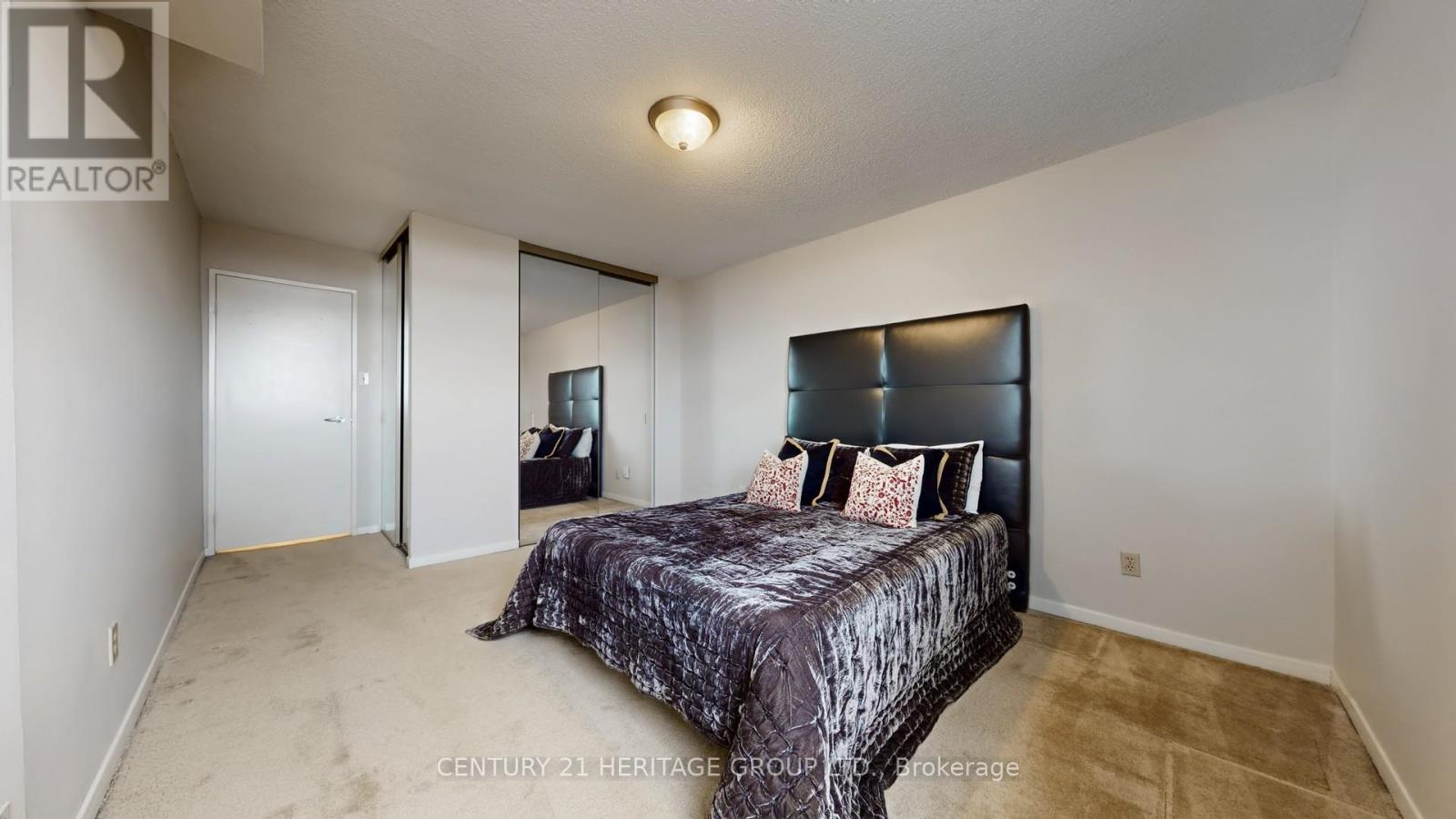 Ph7 - 7811 Yonge Street, Markham, Ontario  L3T 4S3 - Photo 14 - N12664540