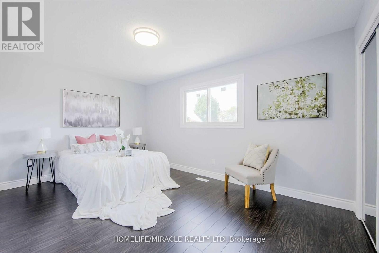 4000 Key Court, Mississauga, Ontario  L4T 4A5 - Photo 12 - W12684260