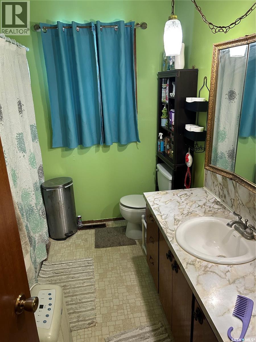 330 Pine Street, Porcupine Plain, Saskatchewan  S0E 1H0 - Photo 11 - SK026585