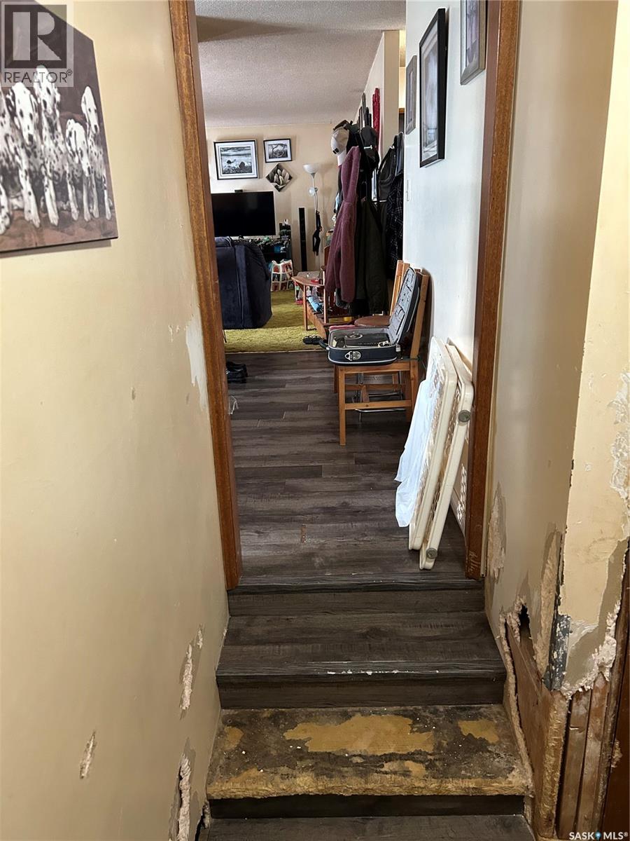 330 Pine Street, Porcupine Plain, Saskatchewan  S0E 1H0 - Photo 3 - SK026585