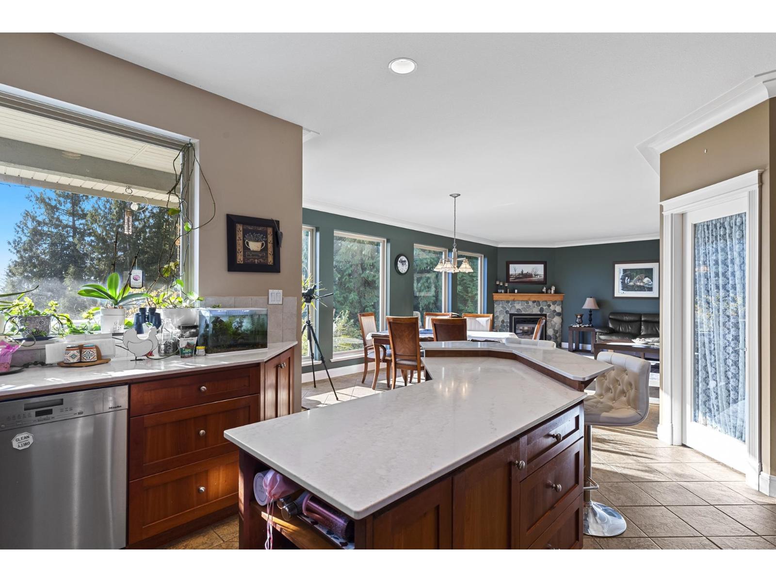 31730 Viewcrest Avenue, Mission, British Columbia  V4S 1E7 - Photo 16 - R3075315