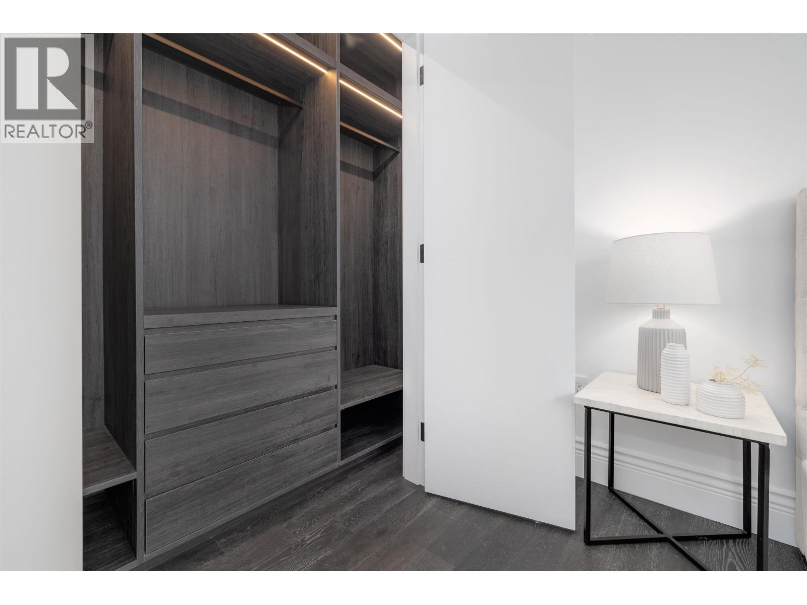 404 2096 W 47th Avenue, Vancouver, British Columbia  V6M 0E5 - Photo 14 - R3048959