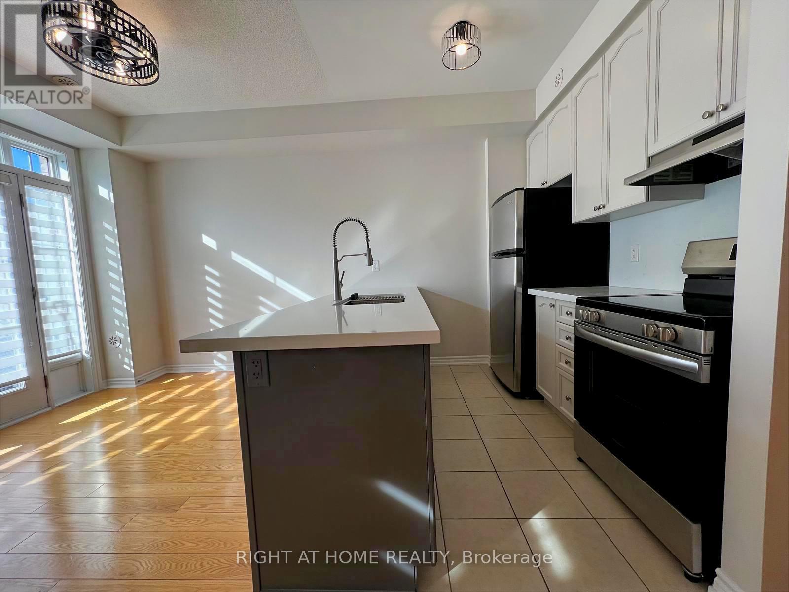 54 - 2435 Greenwich Drive, Oakville, Ontario  L6M 0S4 - Photo 13 - W12658932