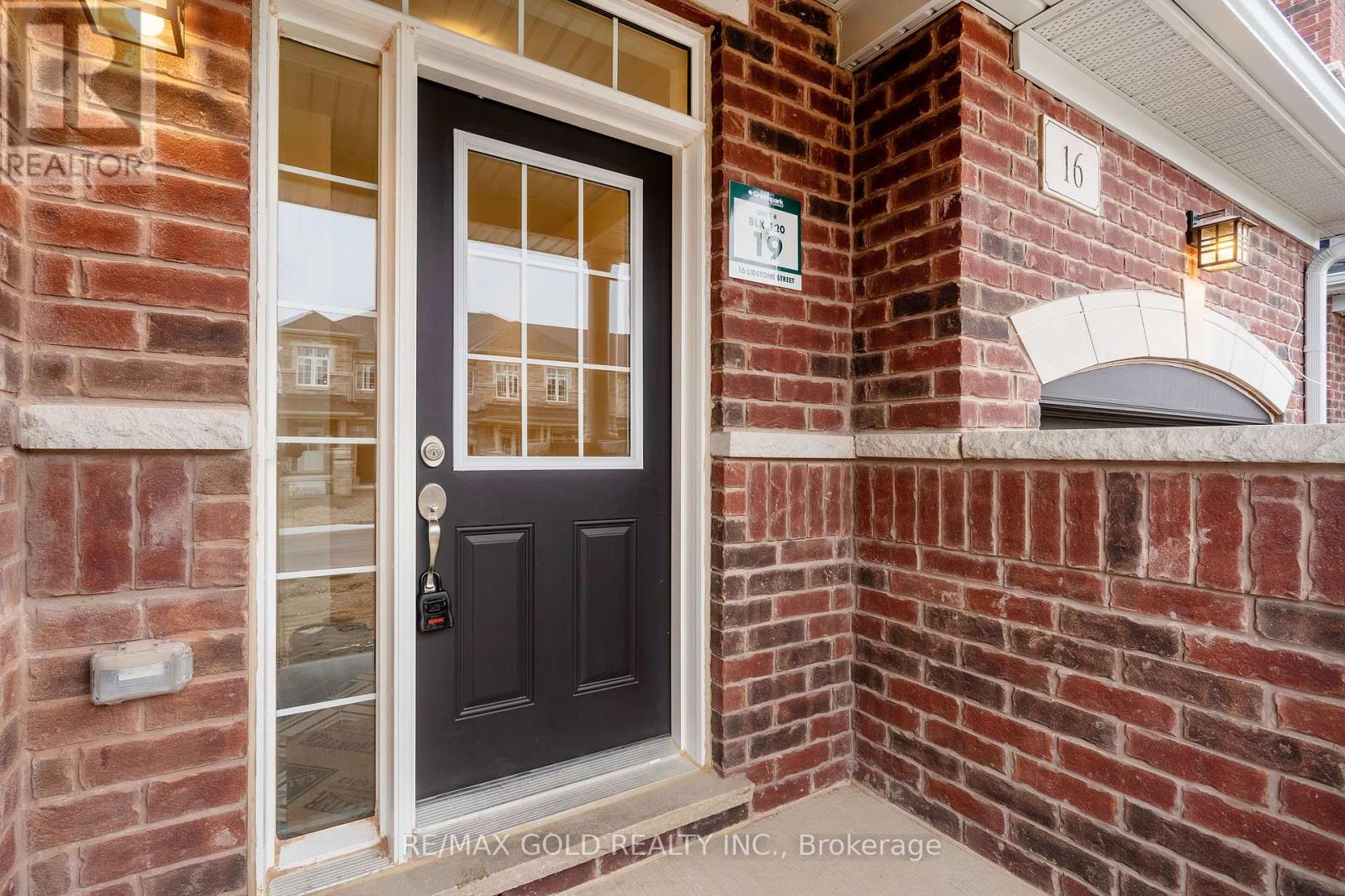 16 Lidstone Street, Cambridge, Ontario  N1T 0G4 - Photo 7 - X12684204