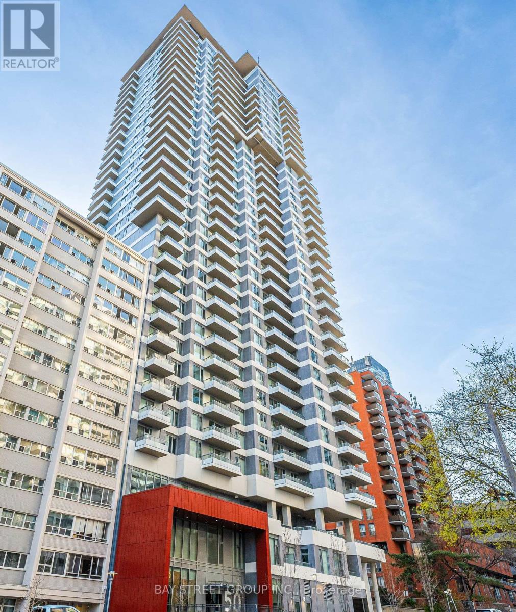 1520 - 50 DUNFIELD AVENUE, Toronto, Ontario