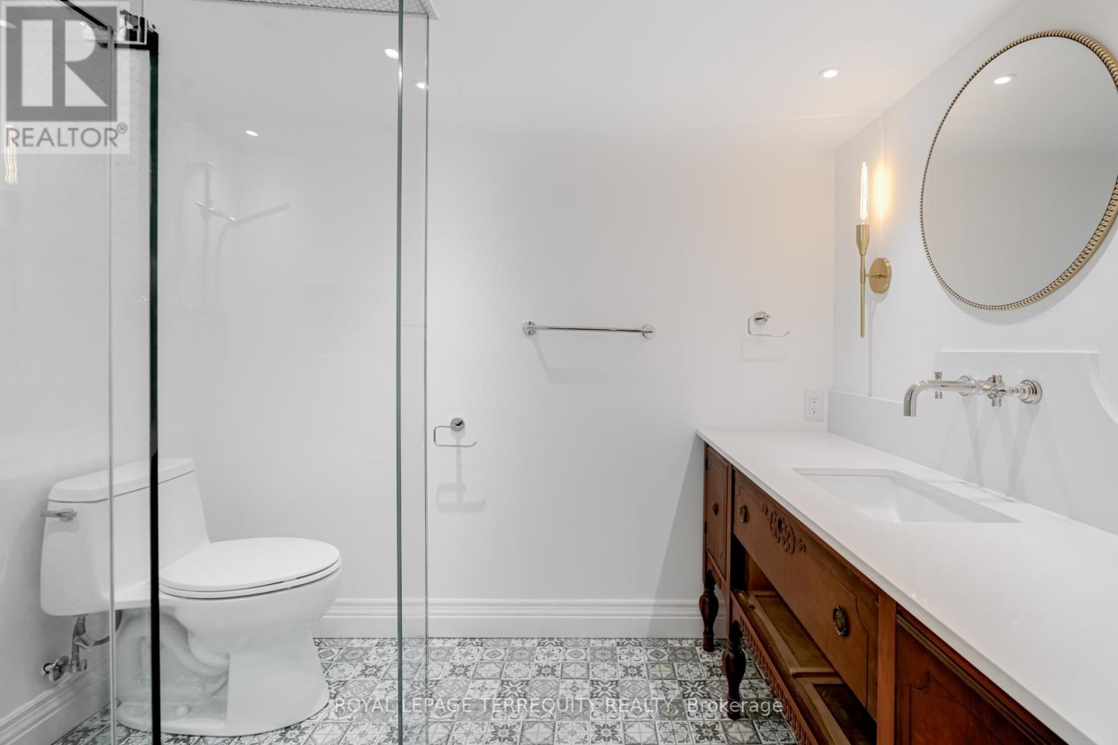 5 Aberdeen Avenue, Toronto, Ontario  M4X 1A1 - Photo 37 - C12684286