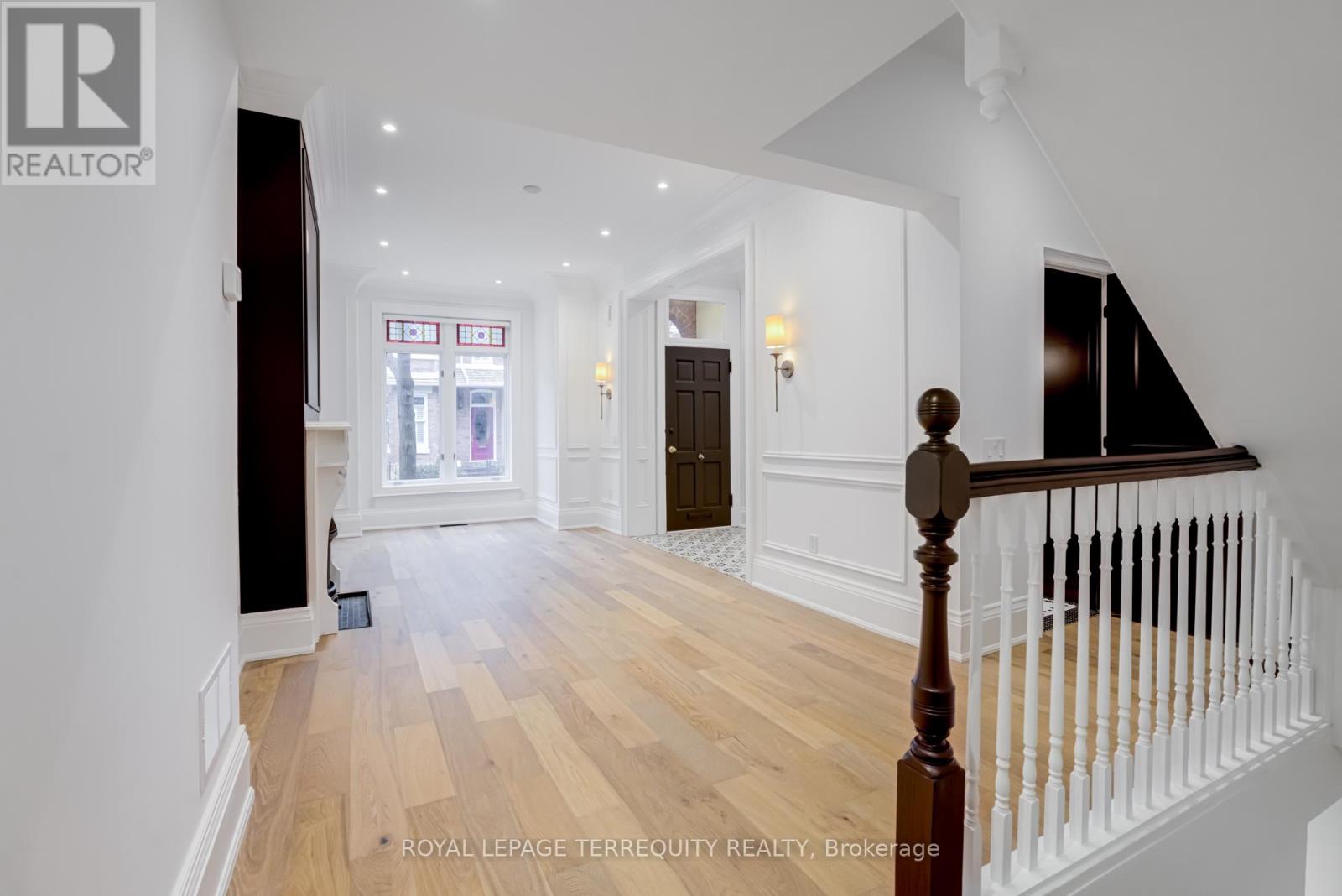 5 Aberdeen Avenue, Toronto, Ontario  M4X 1A1 - Photo 6 - C12684286