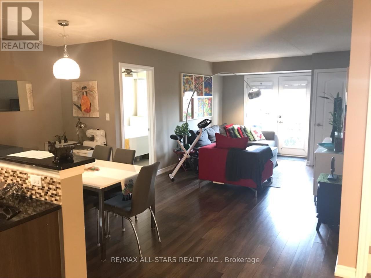 311 - 1450 Main Street E, Milton, Ontario  L9T 0R3 - Photo 6 - W12684292