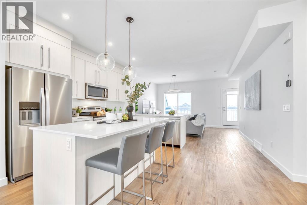 220 Creekstone Drive Sw, Calgary, Alberta  T2X 5L1 - Photo 11 - A2273134