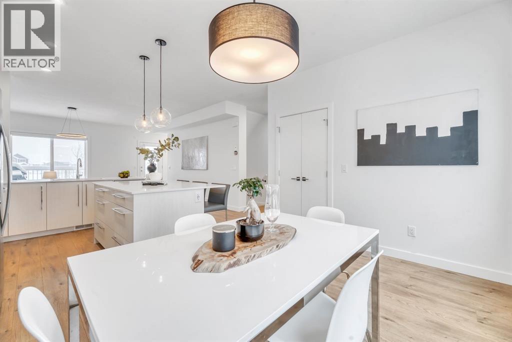 220 Creekstone Drive Sw, Calgary, Alberta  T2X 5L1 - Photo 14 - A2273134