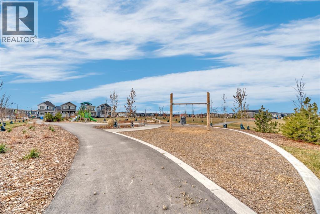 220 Creekstone Drive Sw, Calgary, Alberta  T2X 5L1 - Photo 35 - A2273134