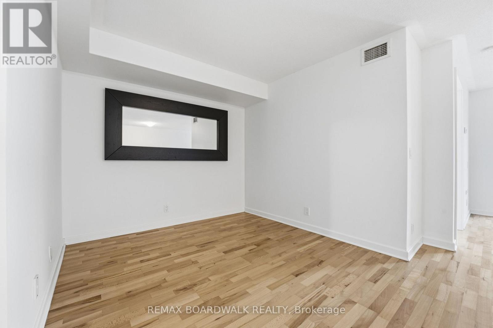 908 - 138 Somerset Street W, Ottawa, Ontario  K2P 0A3 - Photo 18 - X12684300