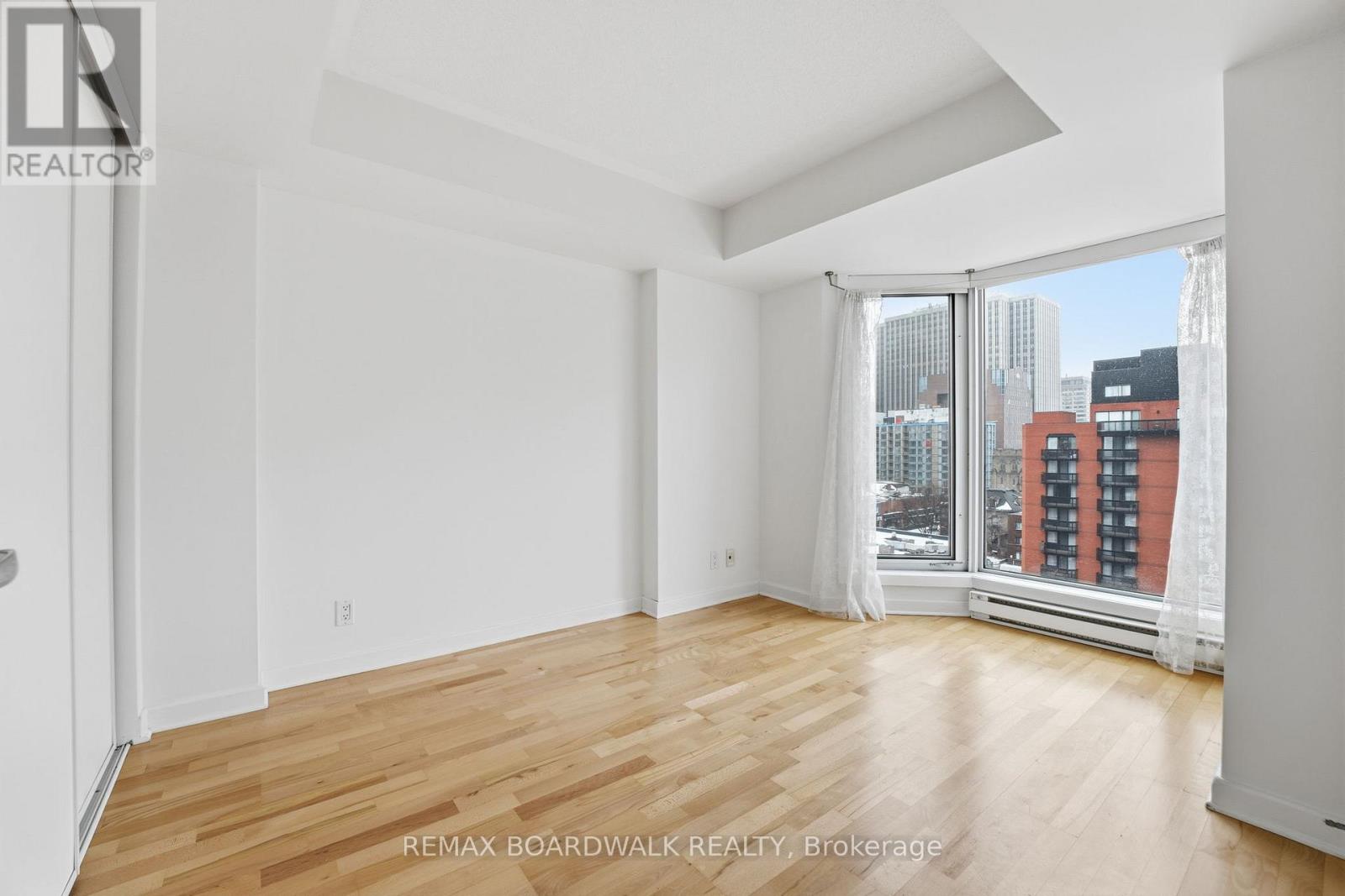 908 - 138 Somerset Street W, Ottawa, Ontario  K2P 0A3 - Photo 25 - X12684300