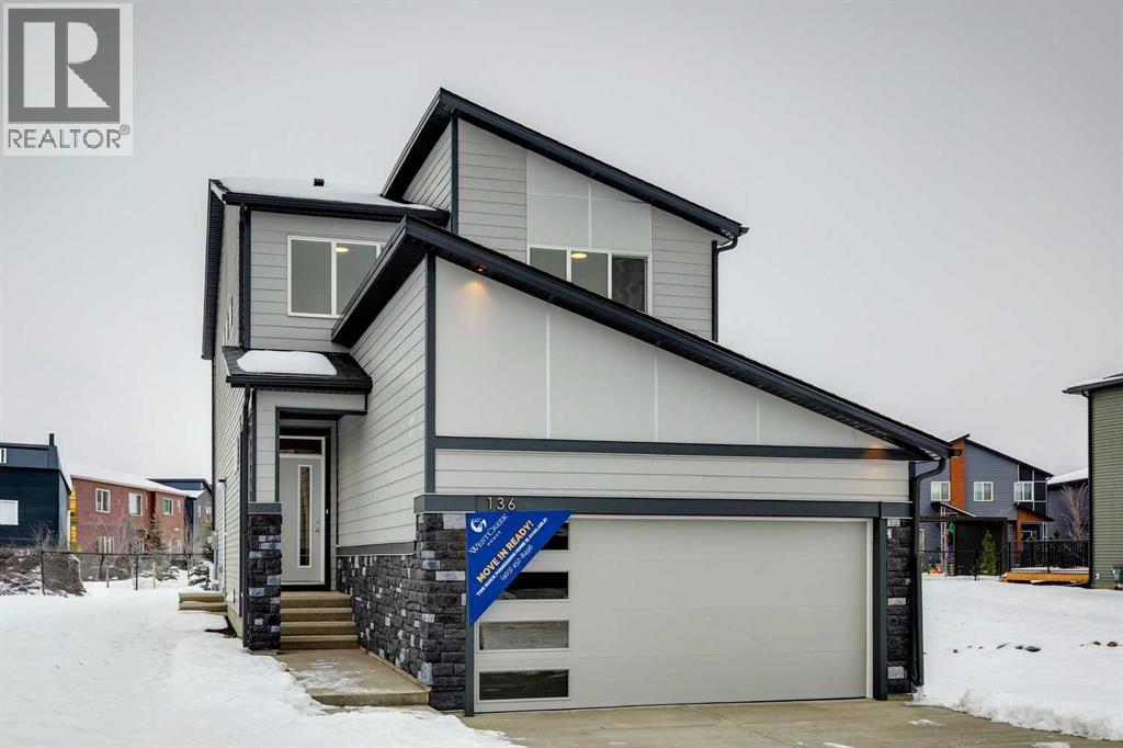 136 Wolf Hollow Manor SE, Calgary, Alberta