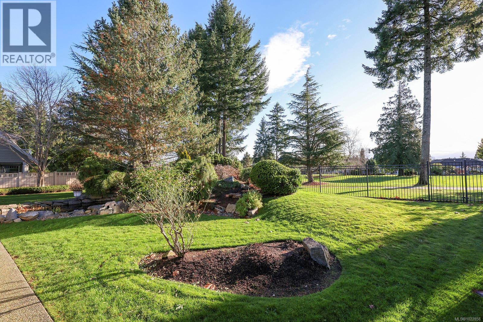 3386 Majestic Dr, Courtenay, British Columbia  V9N 9X6 - Photo 14 - 1022858