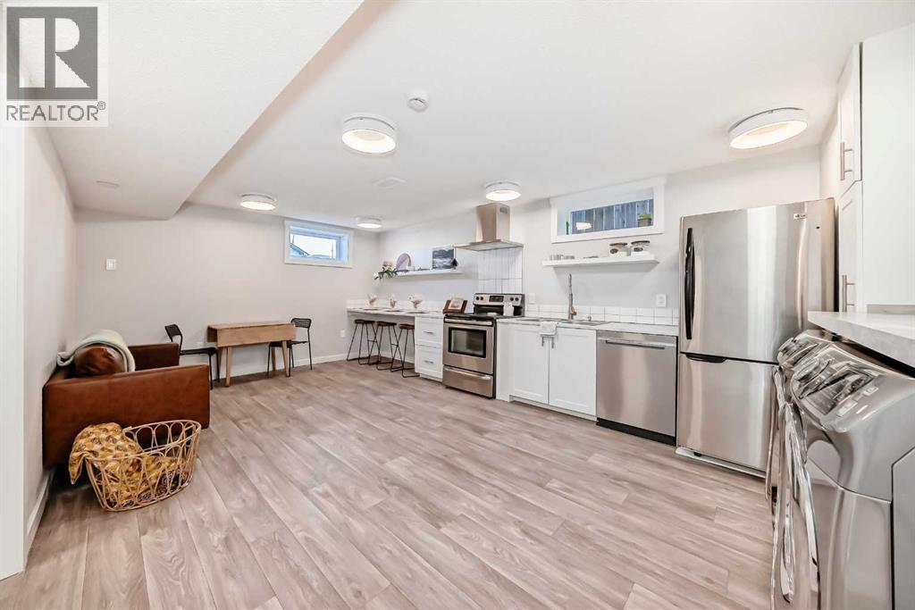 16 Bermondsey Crescent Nw, Calgary, Alberta  T3K 1W2 - Photo 22 - A2277848