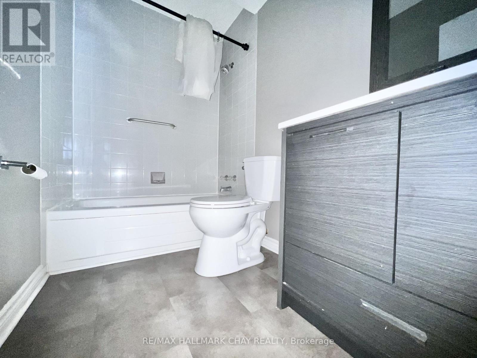 414 - 126 Bell Farm Road, Barrie, Ontario  L4M 6J3 - Photo 10 - S12684296