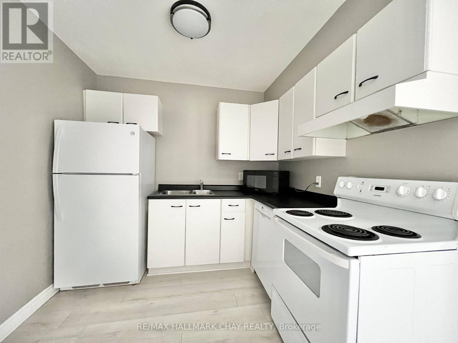 414 - 126 Bell Farm Road, Barrie, Ontario  L4M 6J3 - Photo 13 - S12684296