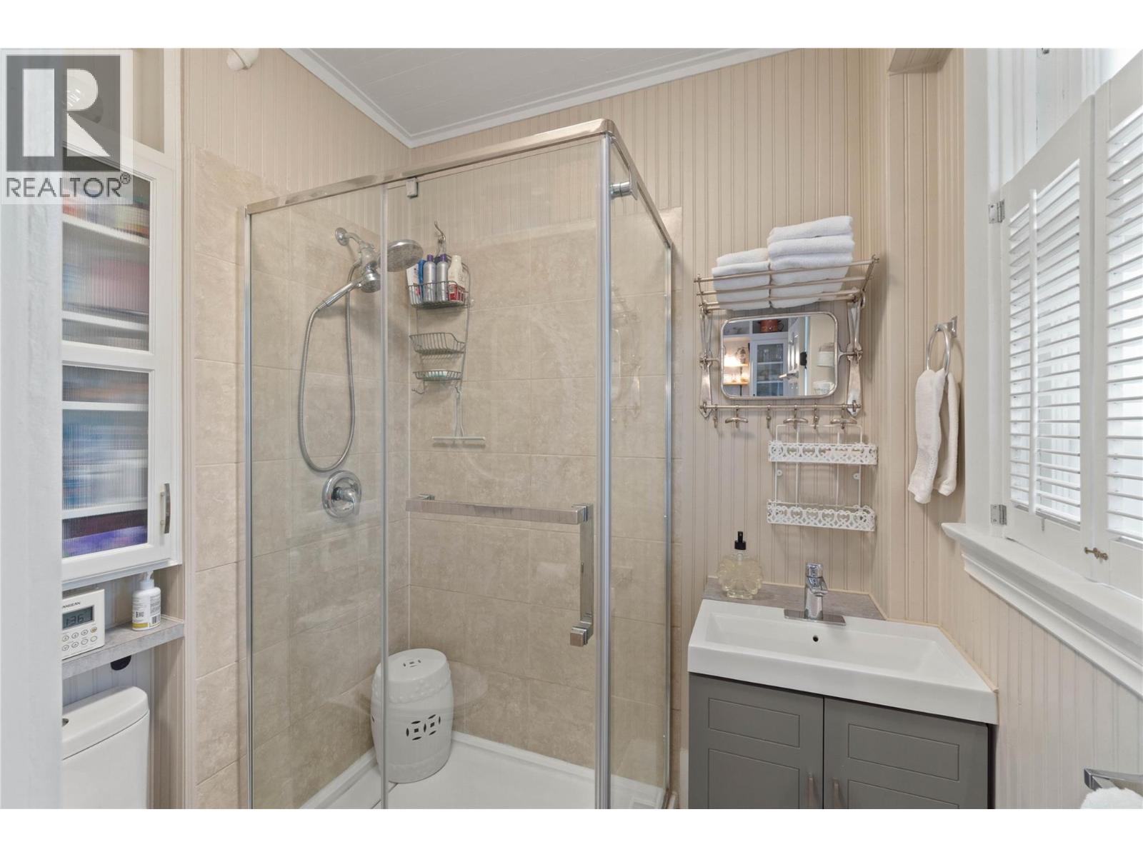 905 Munro Street, Kamloops, British Columbia  V2C 3G2 - Photo 18 - 10365414