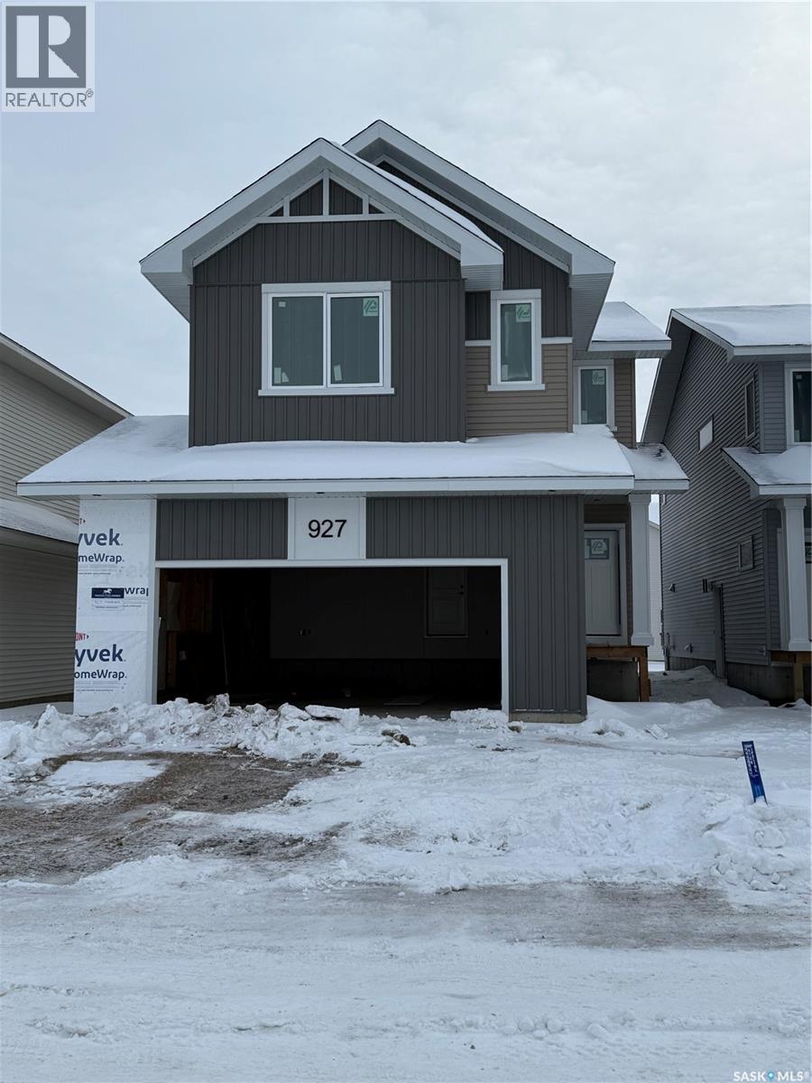 927 Traeger Manor, Saskatoon, Saskatchewan  S7N 4V6 - Photo 1 - SK026466
