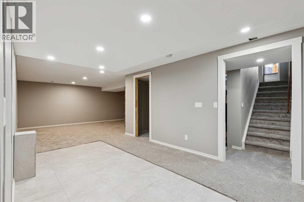 5432 Silverdale Drive Nw, Calgary, Alberta  T3B 3M8 - Photo 18 - A2276462