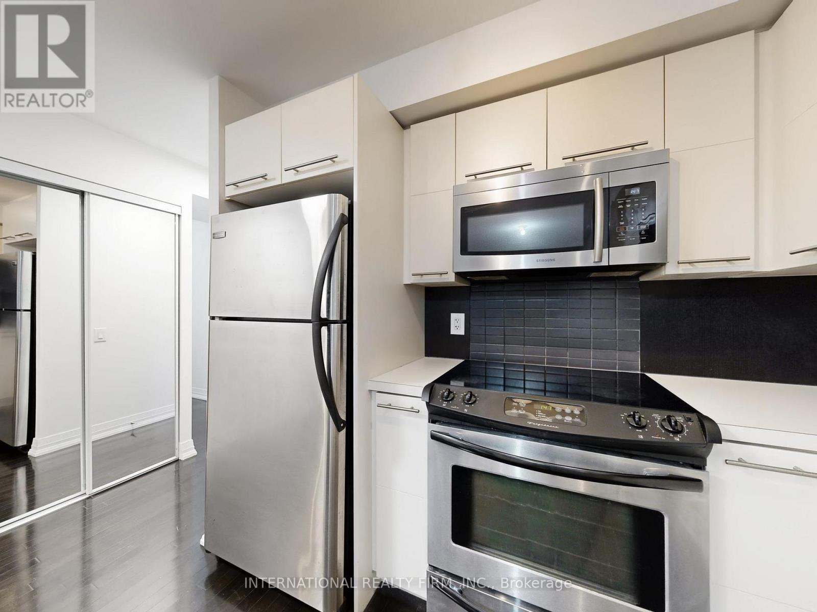 1108 - 25 Carlton Street, Toronto, Ontario  M5B 1L2 - Photo 14 - C12684322