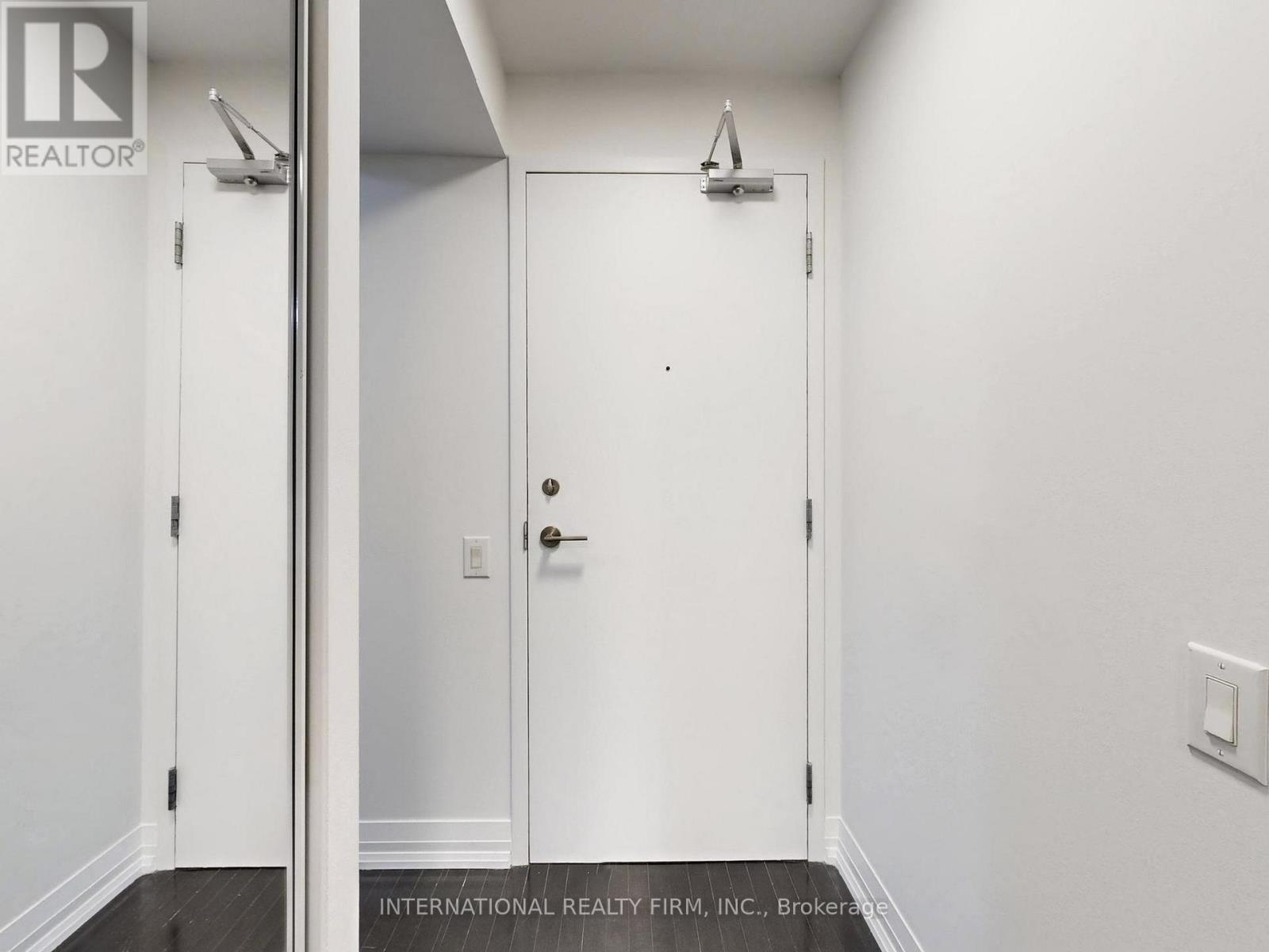 1108 - 25 Carlton Street, Toronto, Ontario  M5B 1L2 - Photo 21 - C12684322