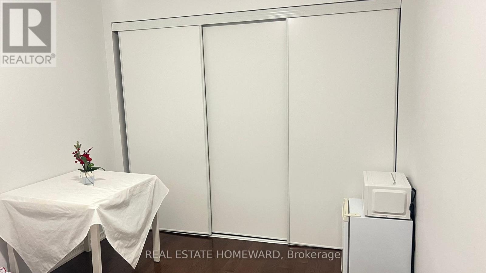 Room 1 - 1226 Leslie Drive, Innisfil, Ontario  L9S 0G3 - Photo 2 - N12684316