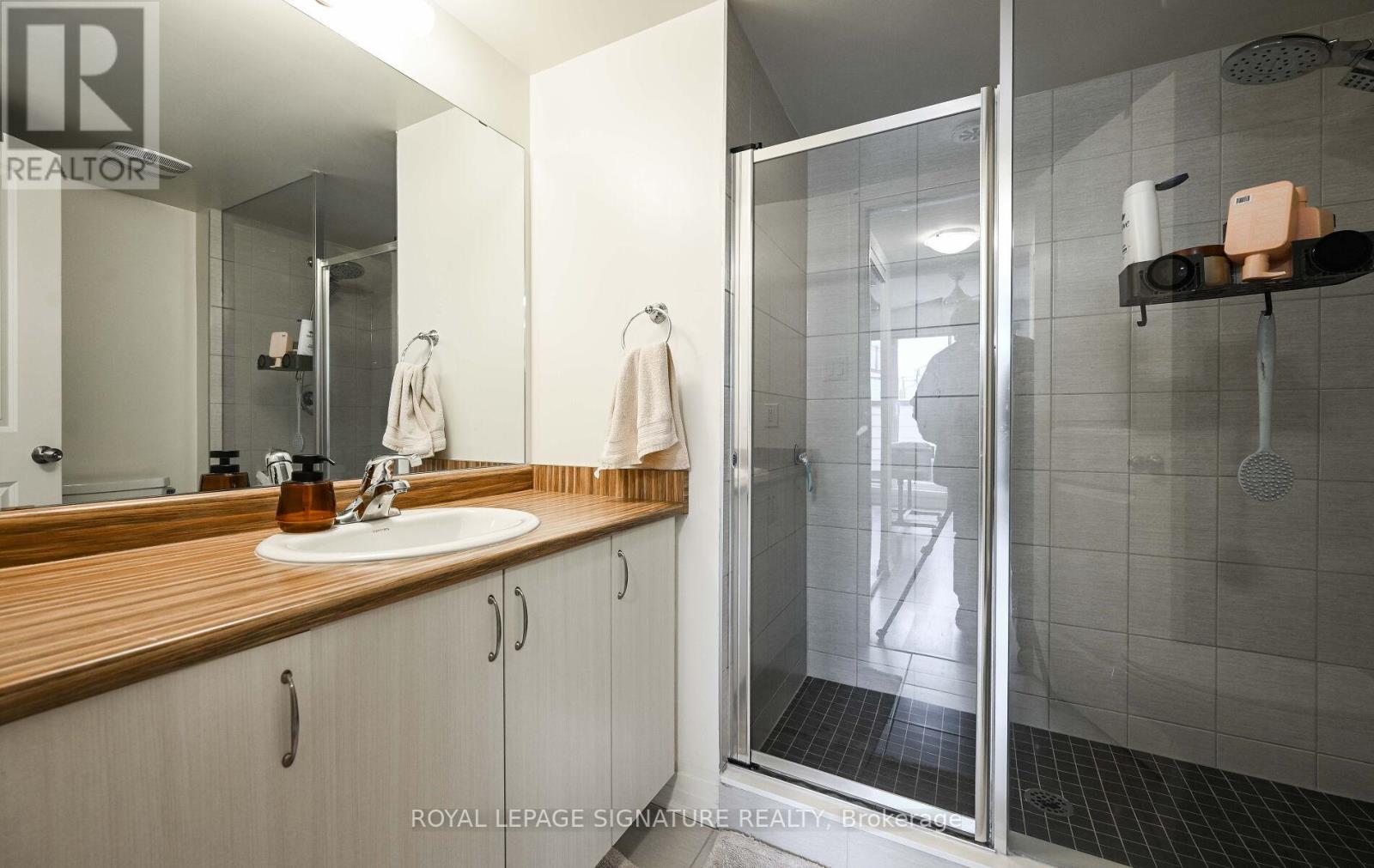 5 - 2232 Bromsgrove Road, Mississauga, Ontario  L5J 0B3 - Photo 28 - W12684328