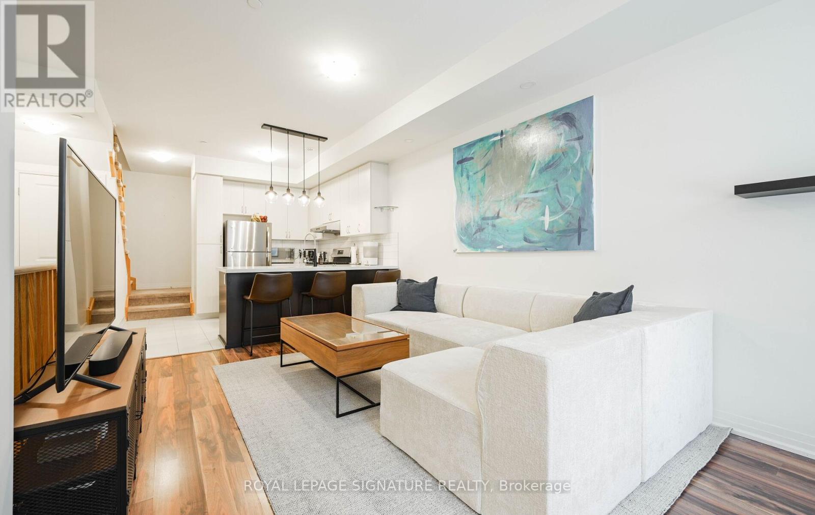 5 - 2232 Bromsgrove Road, Mississauga, Ontario  L5J 0B3 - Photo 4 - W12684328