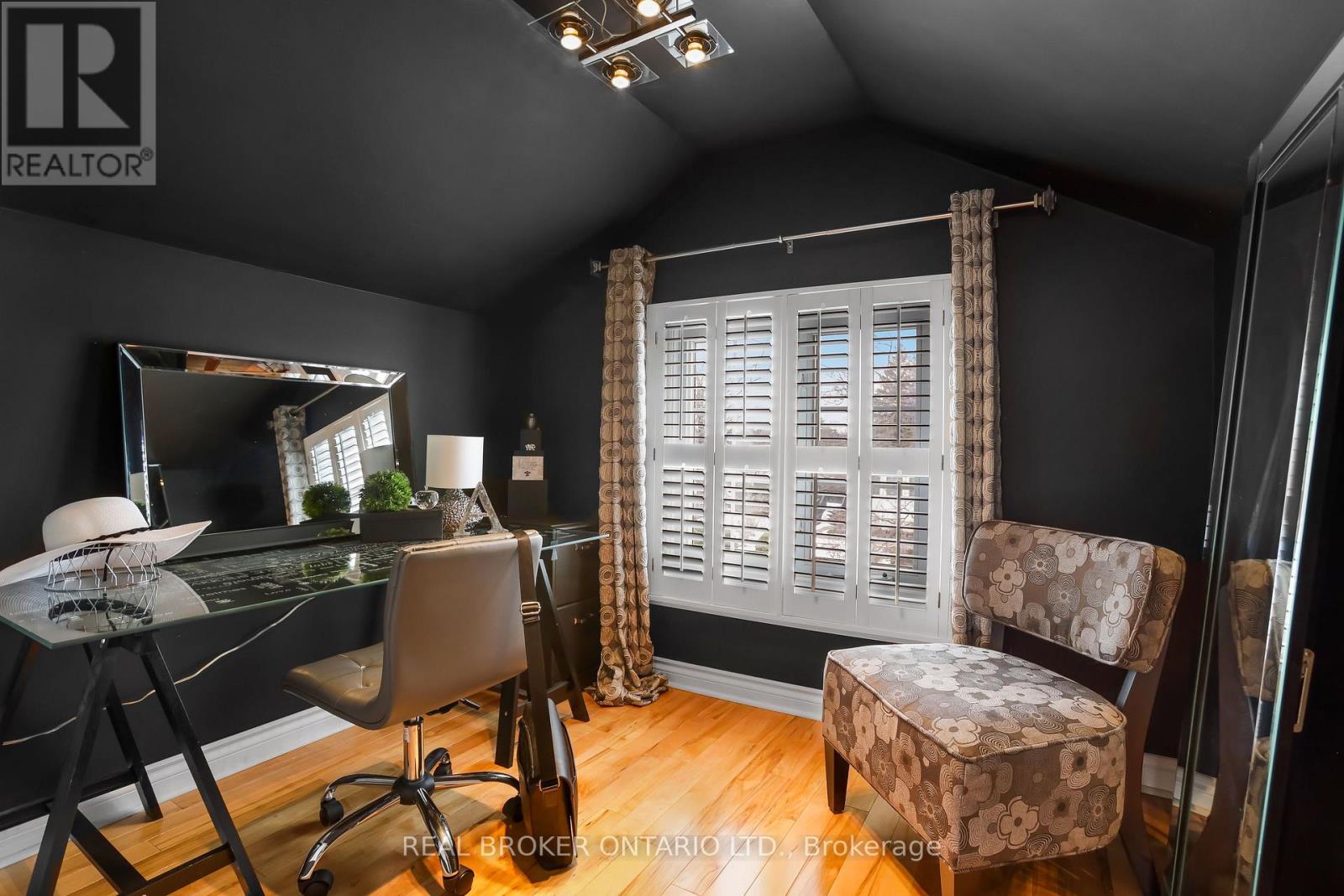 231 #8 Highway, Hamilton, Ontario  L8G 1E2 - Photo 19 - X12684306