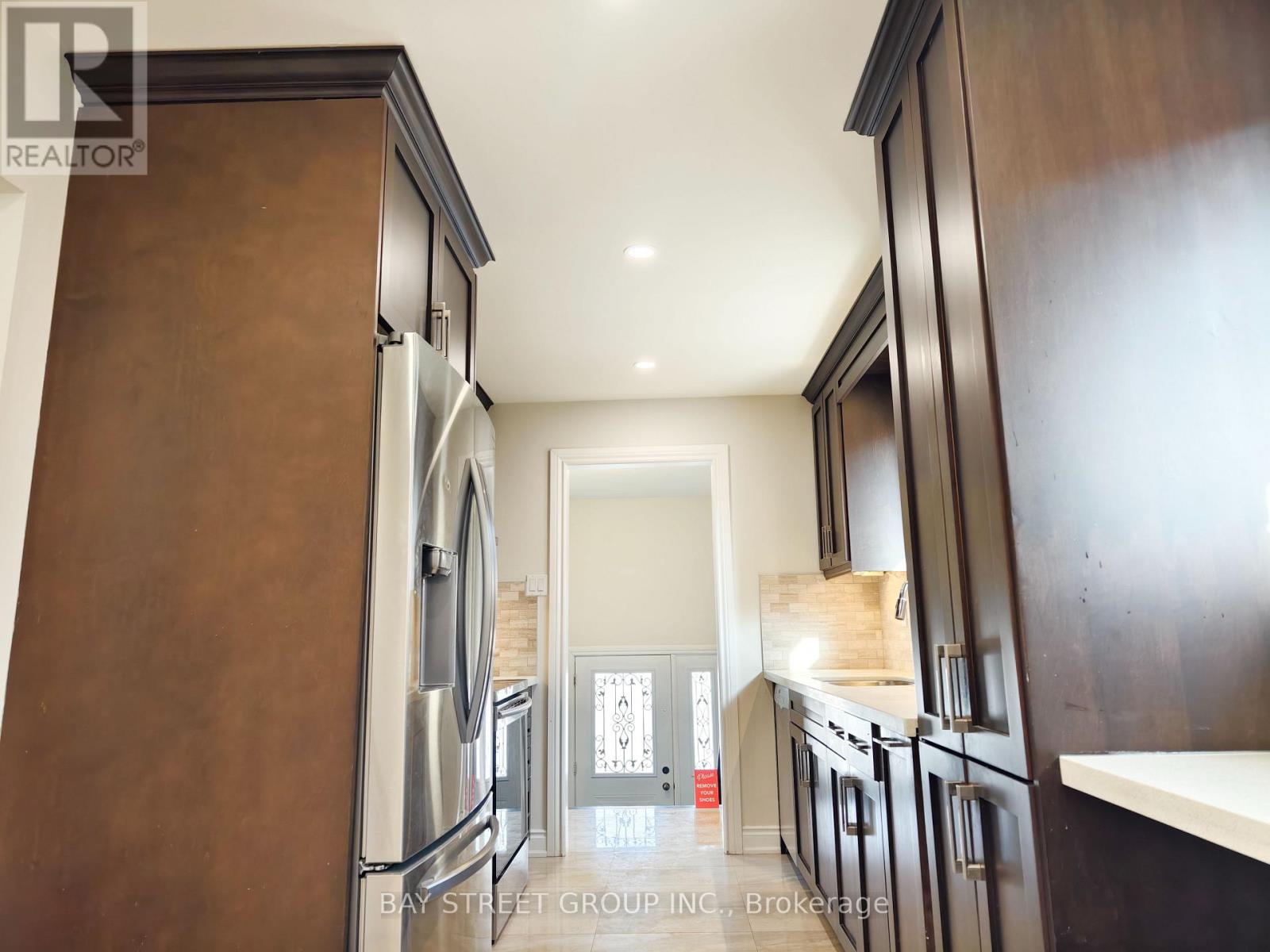 Upper - 2615 Windjammer Road, Mississauga, Ontario  L5L 1H7 - Photo 15 - W12678068