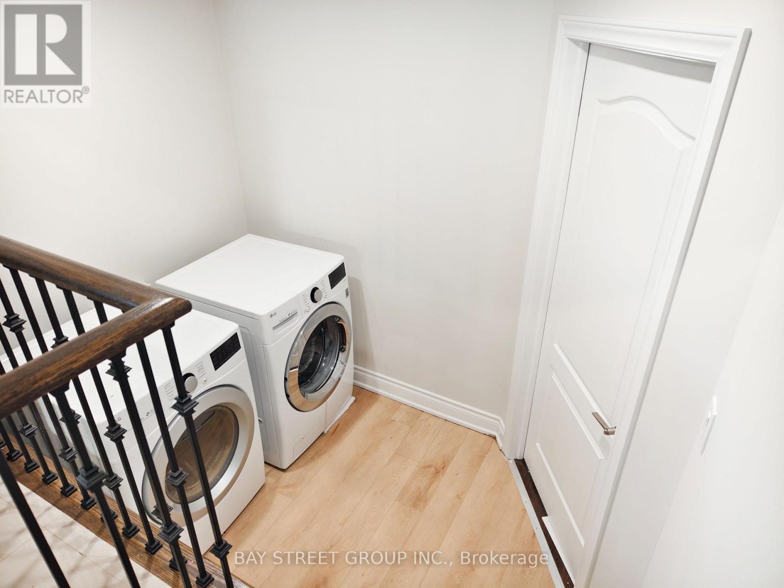 Upper - 2615 Windjammer Road, Mississauga, Ontario  L5L 1H7 - Photo 24 - W12678068