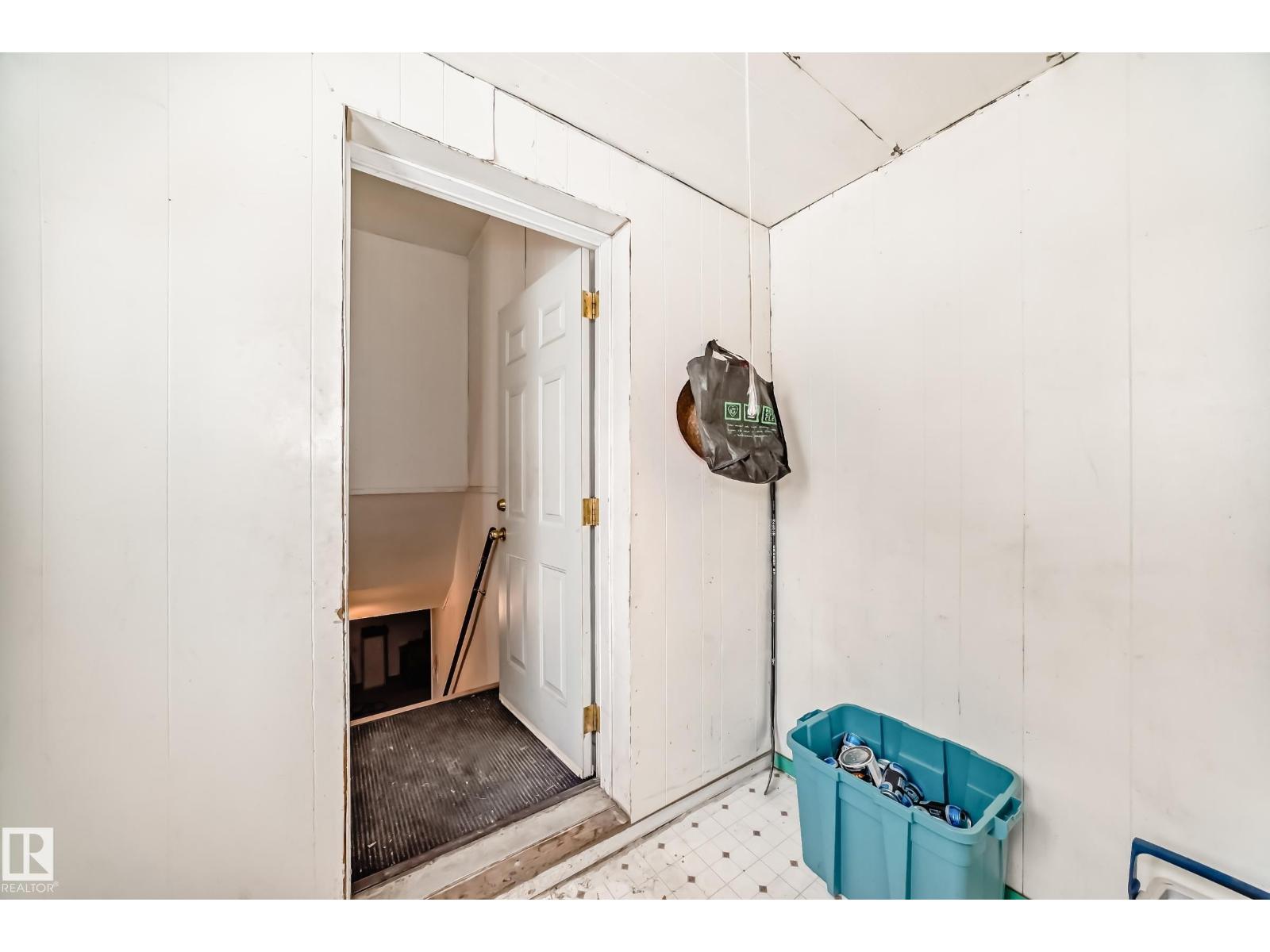 15515 92a Av Nw, Edmonton, Alberta  T5R 5E8 - Photo 22 - E4469685