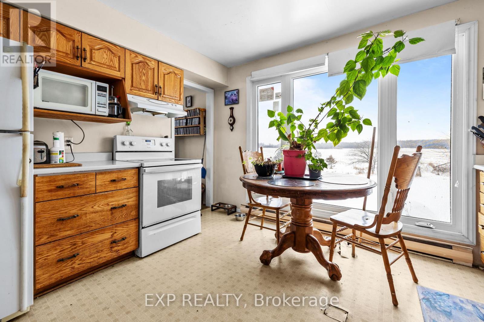 3746 Campbellcroft Road, Ottawa, Ontario  K0A 2W0 - Photo 11 - X12683924