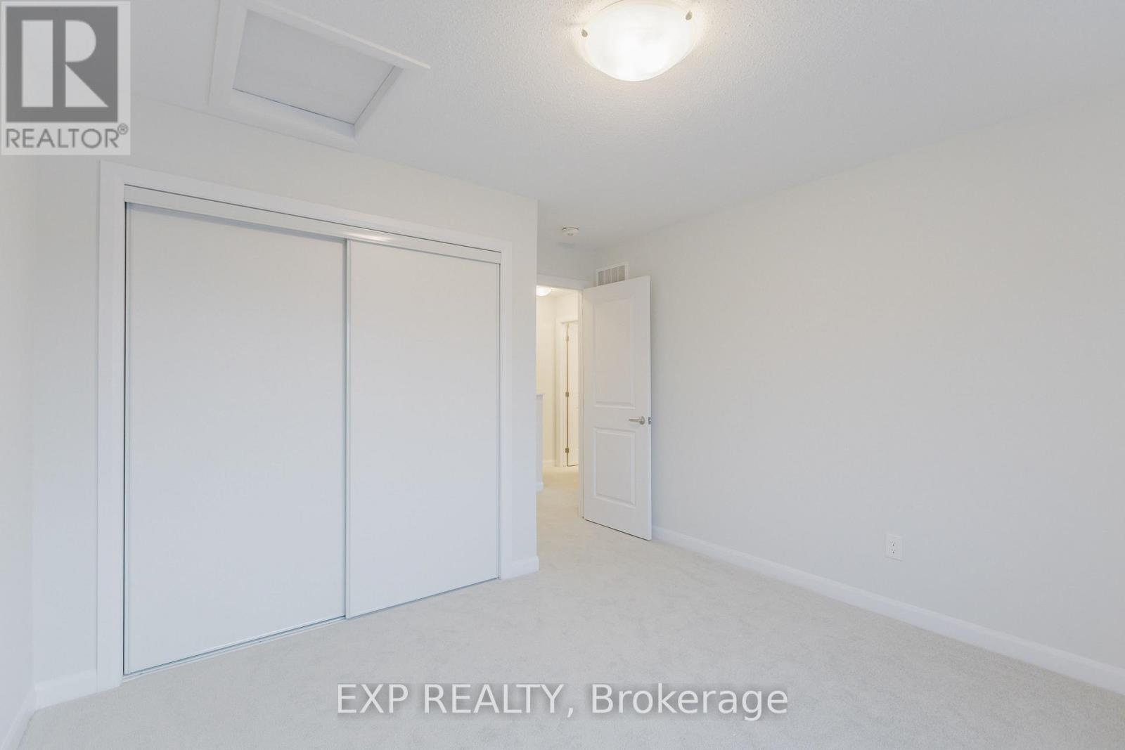 1245 Creekway Private, Ottawa, Ontario  K2T 0S8 - Photo 16 - X12684348