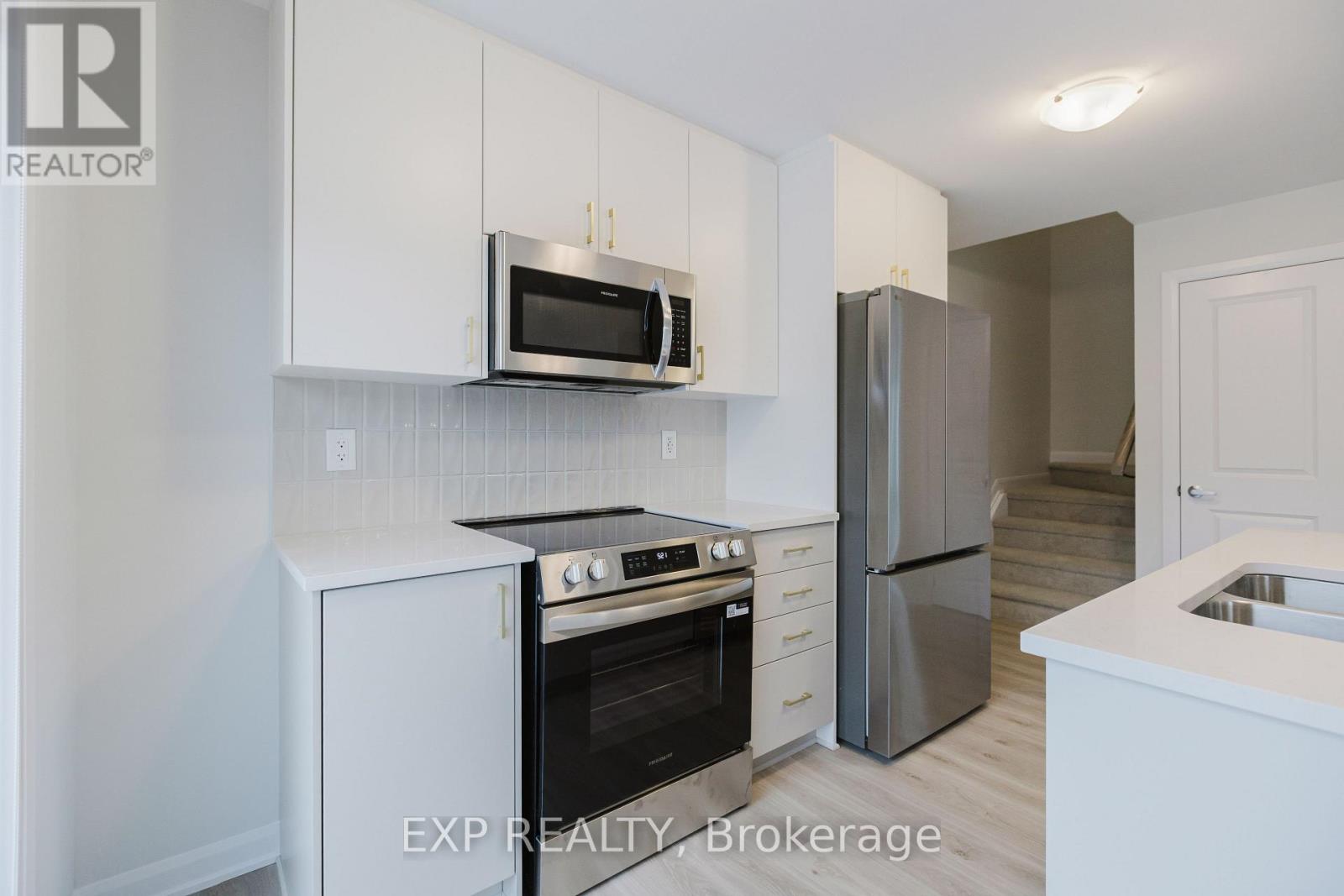 1245 Creekway Private, Ottawa, Ontario  K2T 0S8 - Photo 9 - X12684348