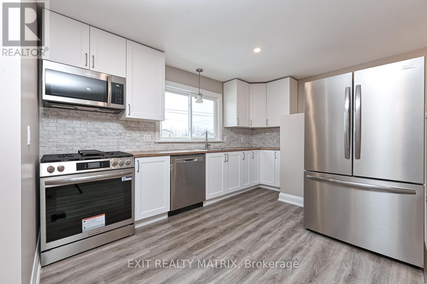 7510 Roger Stevens Drive, Montague, Ontario  K7A 4X9 - Photo 10 - X12603776