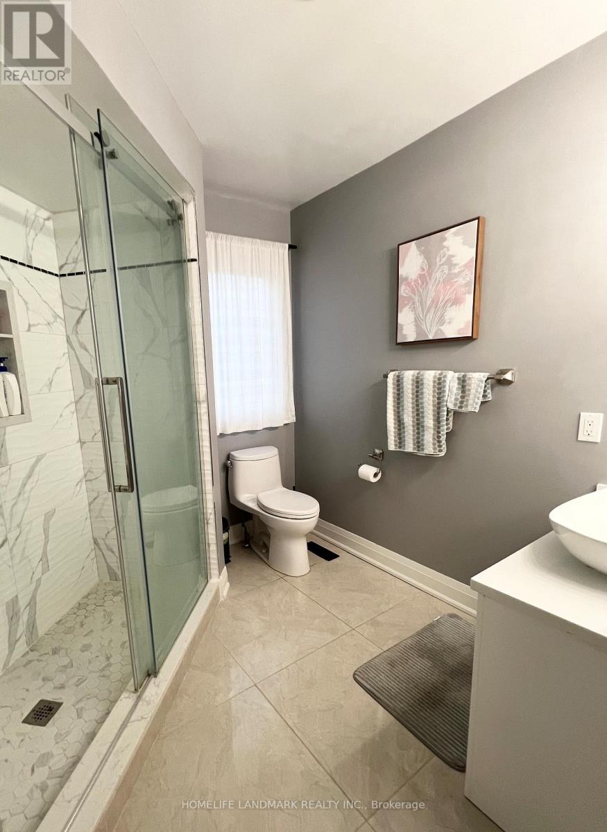 80 Lorna Rae Boulevard, Toronto, Ontario  M1V 3S6 - Photo 12 - E12684354