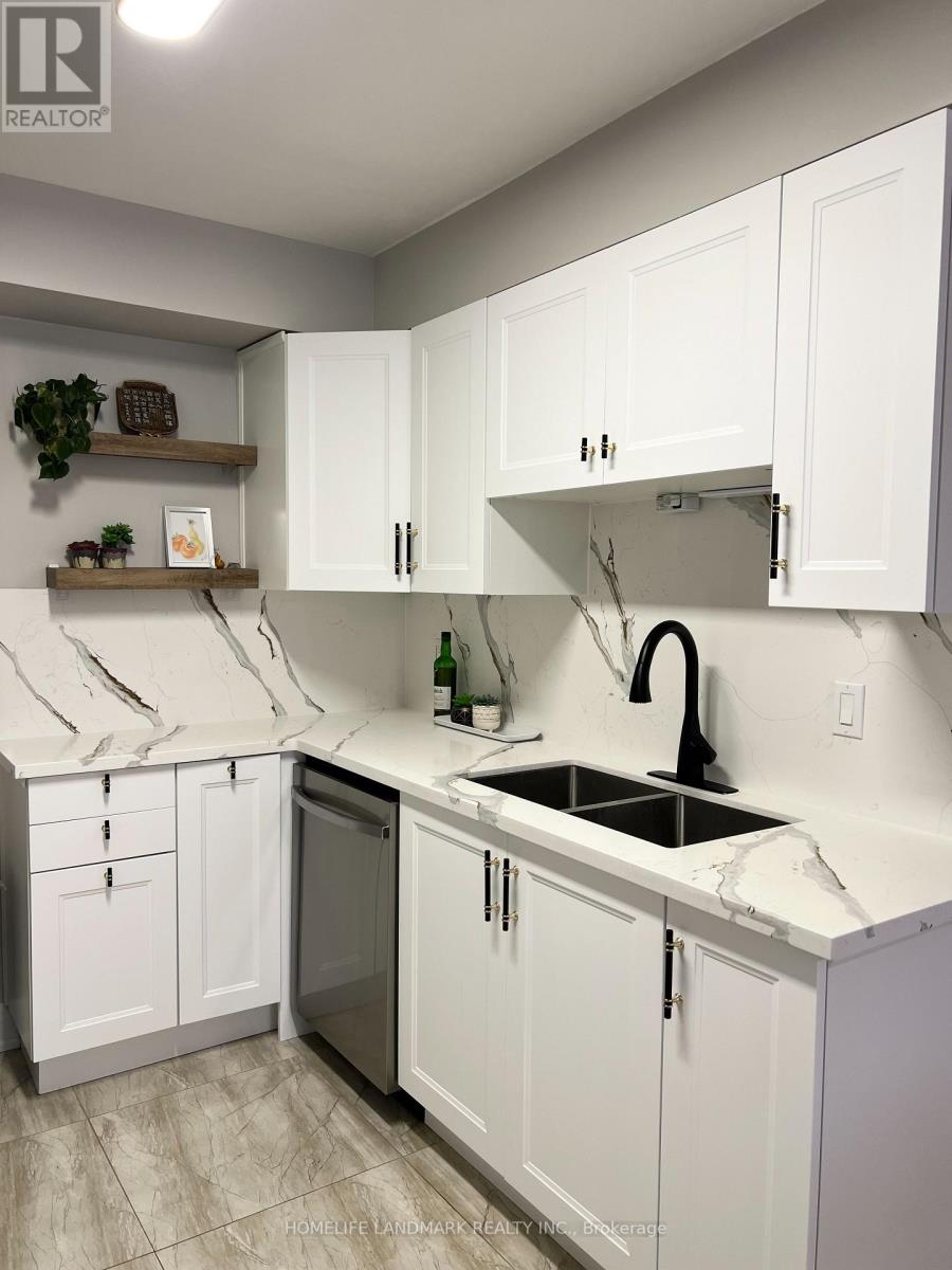 80 Lorna Rae Boulevard, Toronto, Ontario  M1V 3S6 - Photo 8 - E12684354