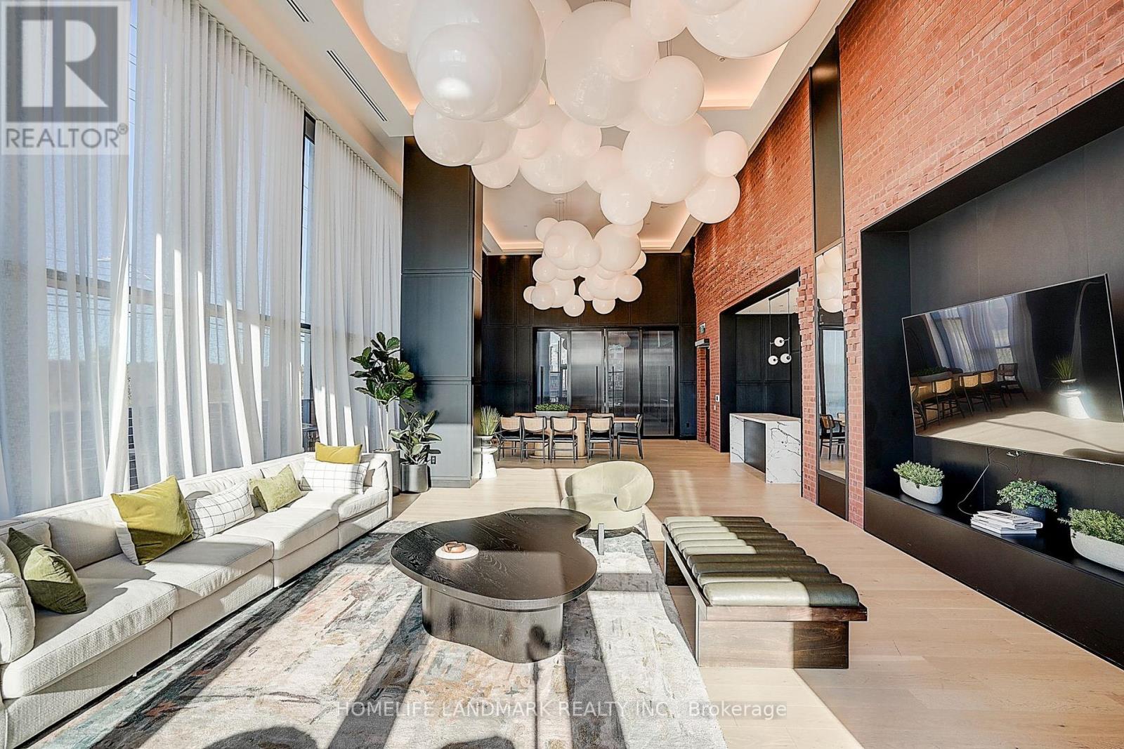 215 - 3200 William Coltson Avenue, Oakville, Ontario  L6H 7W6 - Photo 13 - W12677394